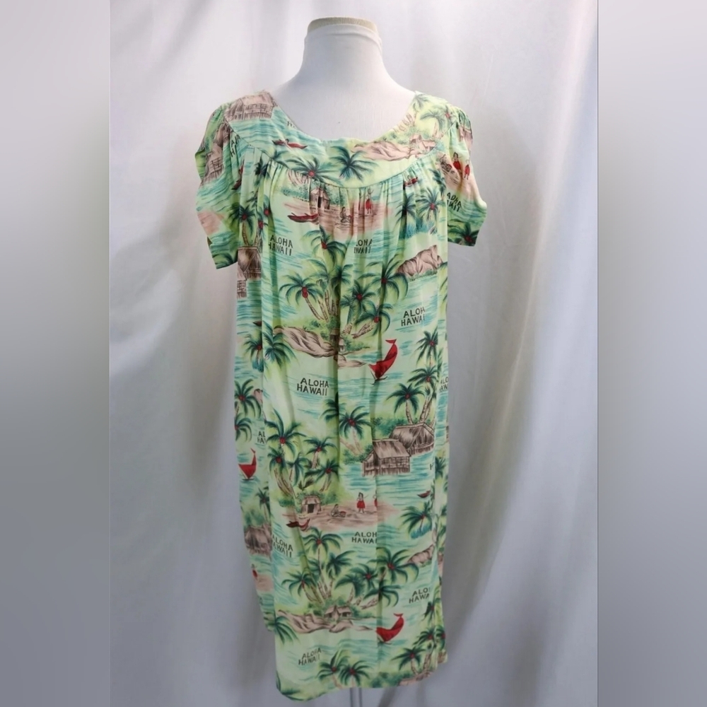 Vintage 1960's Island Fashions Hawaii Rayon Beach Cover Dress Muumuu